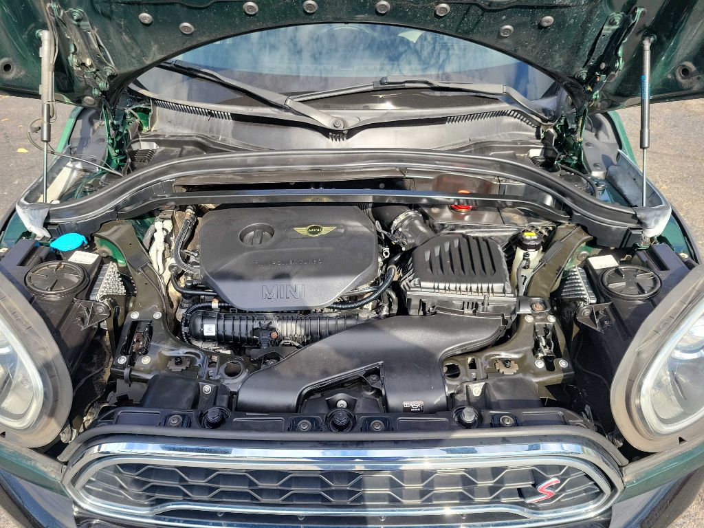 Photo 29 of this MINI COOPER
