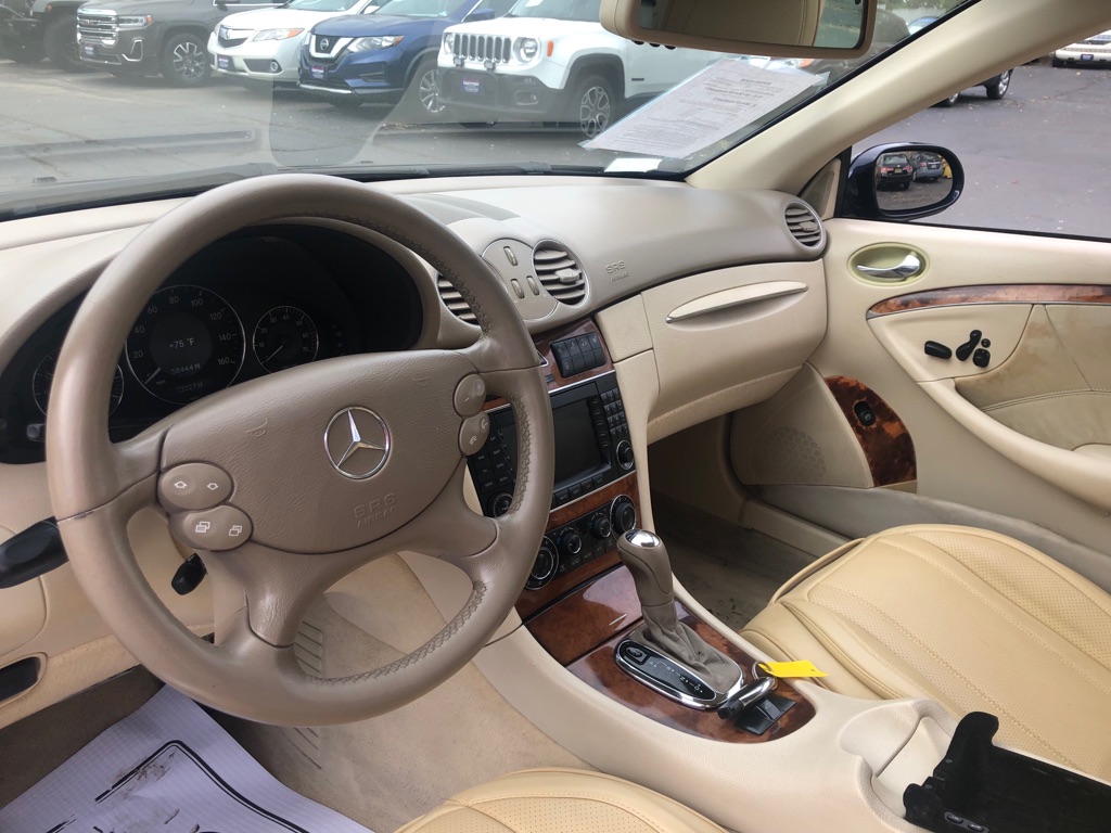 Photo 17 of this MERCEDES-BENZ CLK