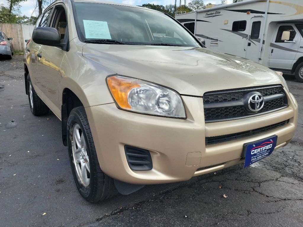 Photo 7 of this TOYOTA RAV4