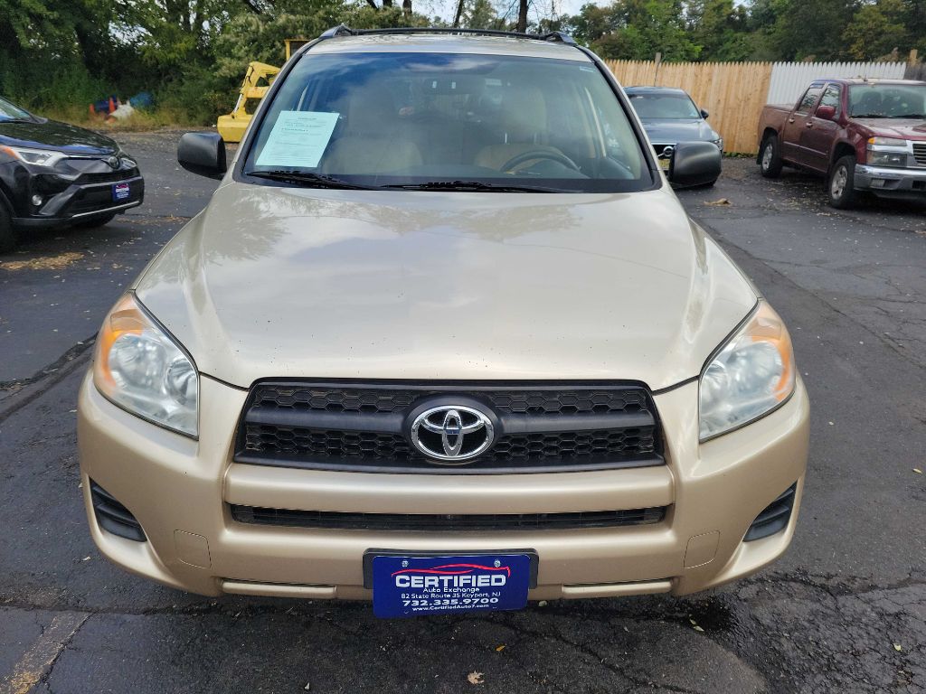 Photo 9 of this TOYOTA RAV4