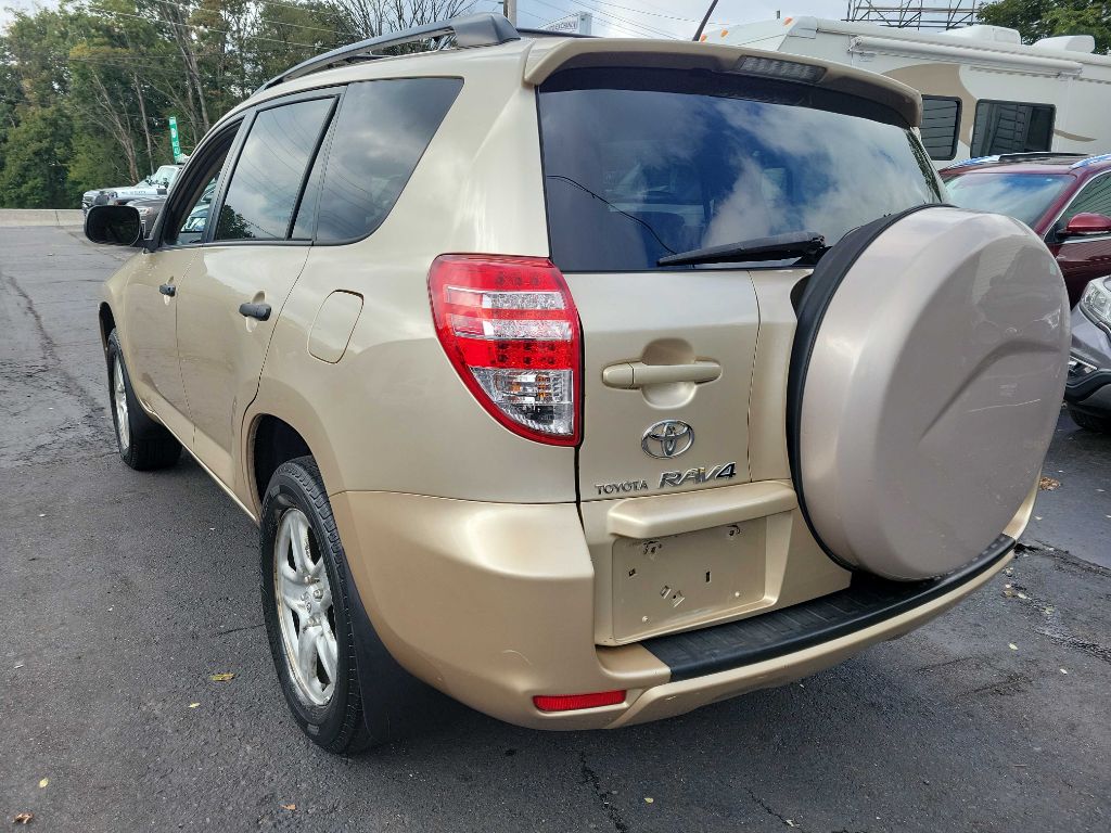 Photo 3 of this TOYOTA RAV4
