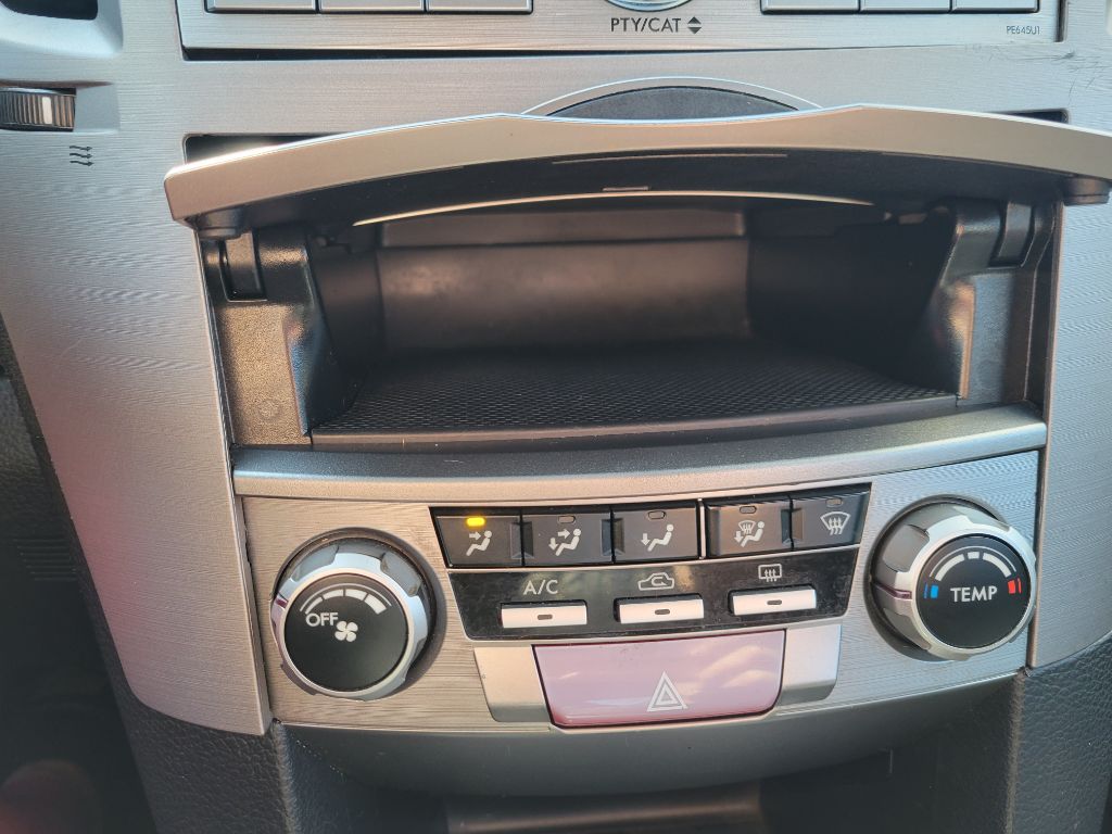 Photo 21 of this SUBARU LEGACY