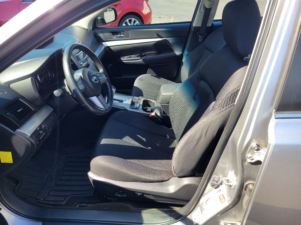 Photo 10 of this SUBARU LEGACY