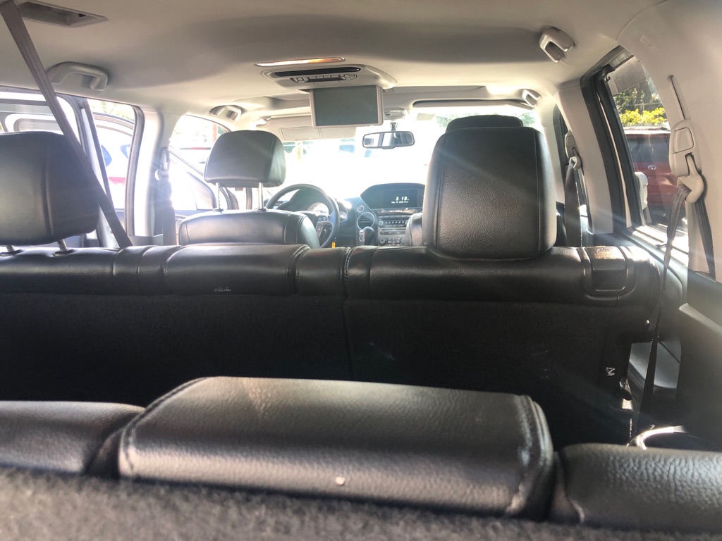 Photo 30 of this HONDA PILOT