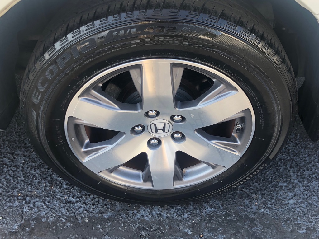 Photo 11 of this HONDA PILOT