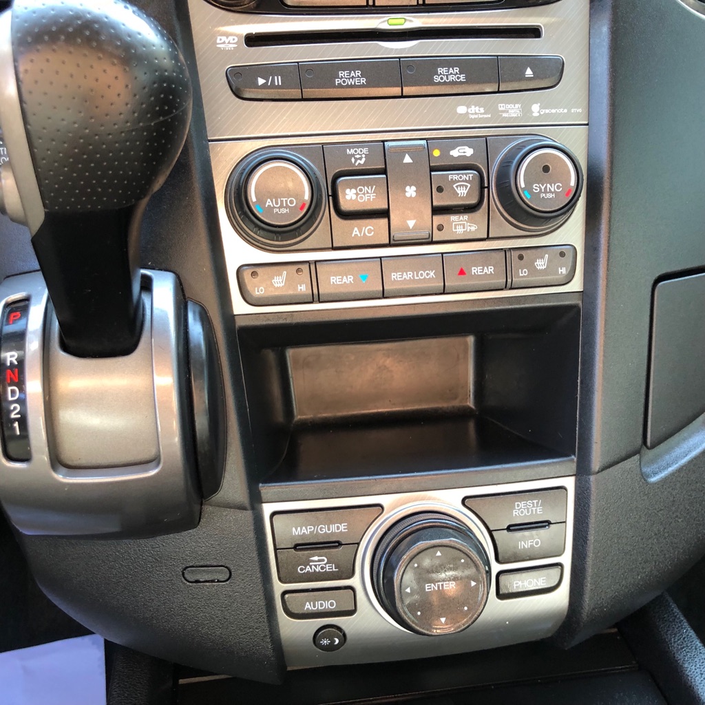 Photo 37 of this HONDA PILOT