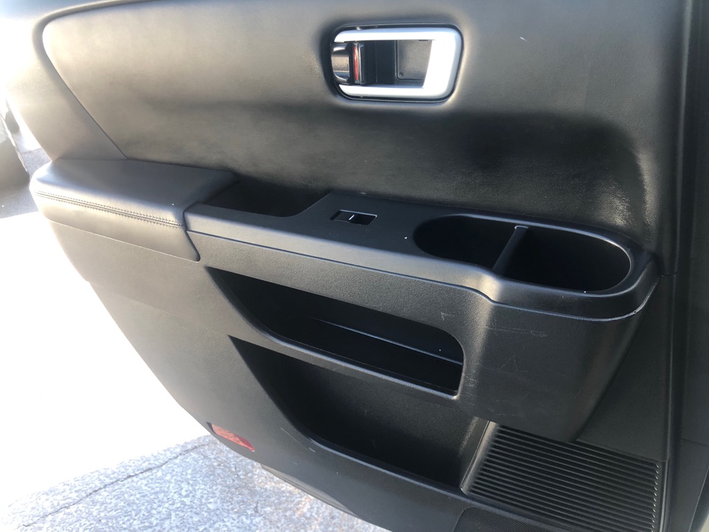 Photo 27 of this HONDA PILOT