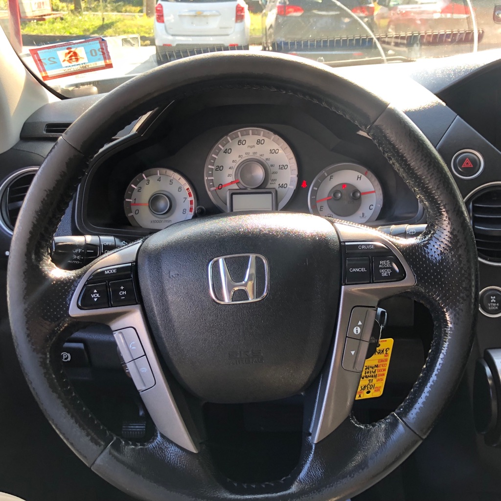 Photo 31 of this HONDA PILOT
