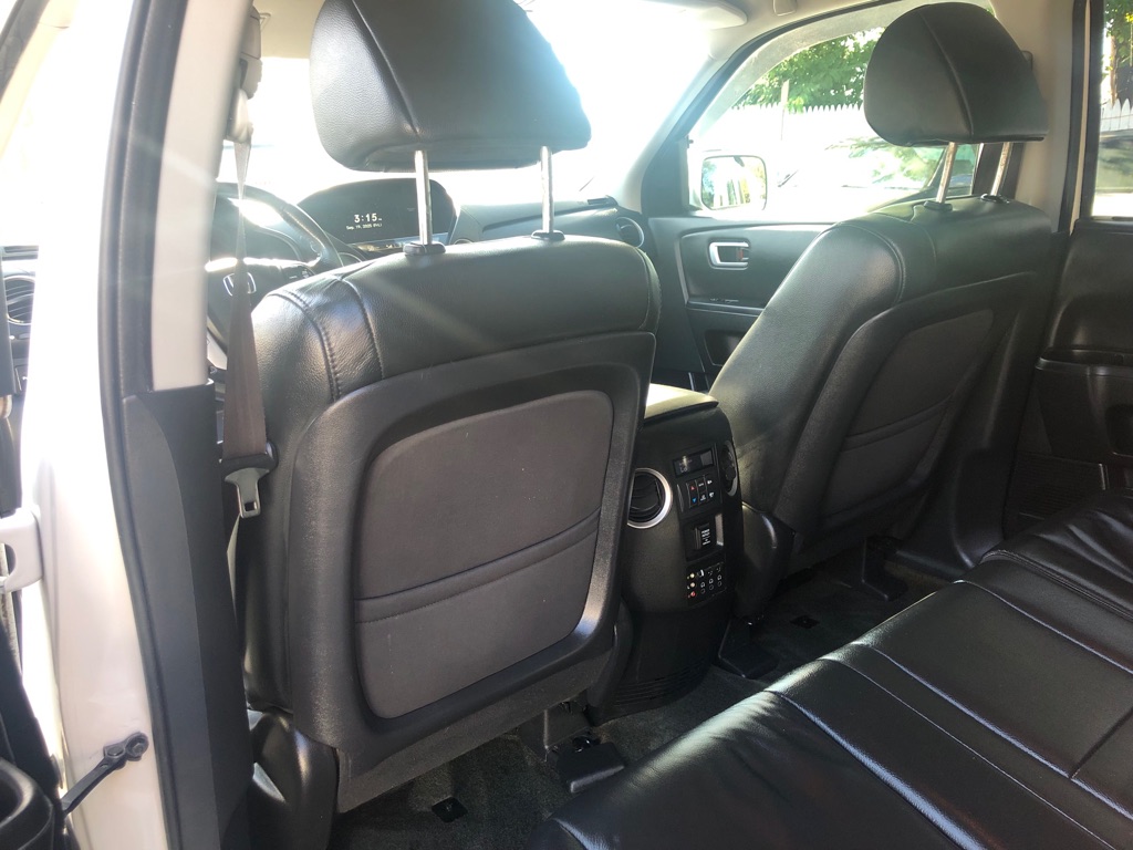 Photo 22 of this HONDA PILOT