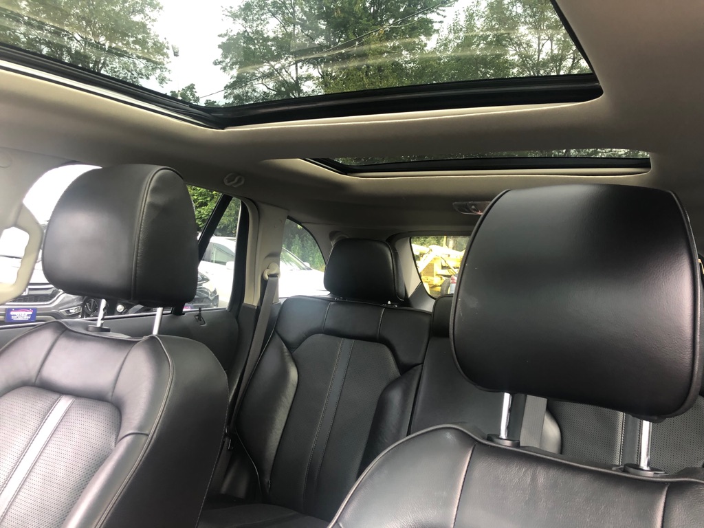 Photo 23 of this LINCOLN MKX