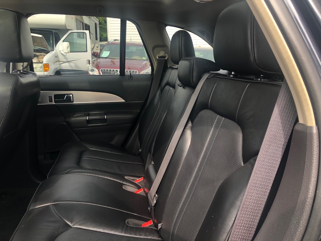 Photo 26 of this LINCOLN MKX