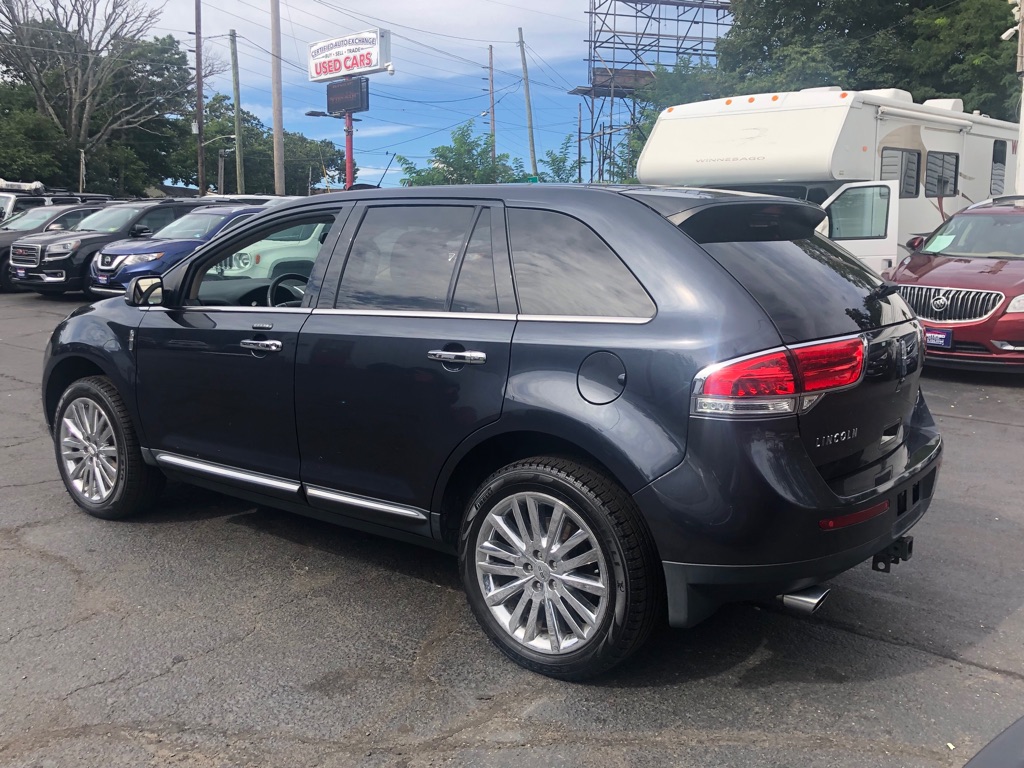 Photo 4 of this LINCOLN MKX