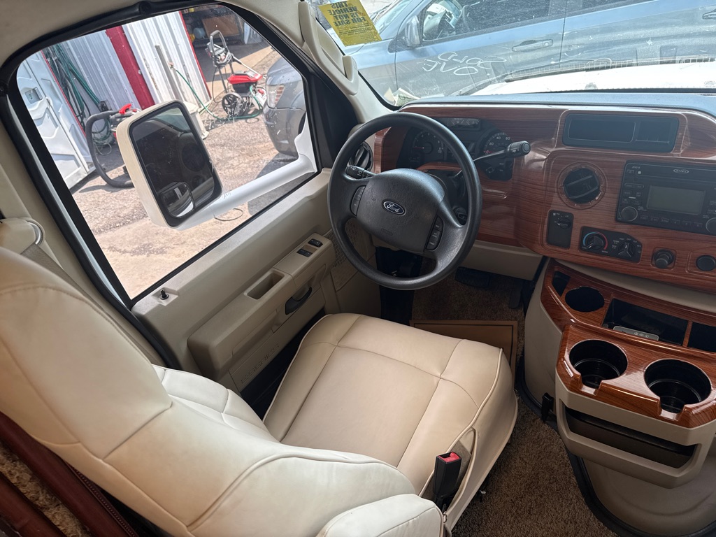Photo 8 of this FORD ECONOLINE