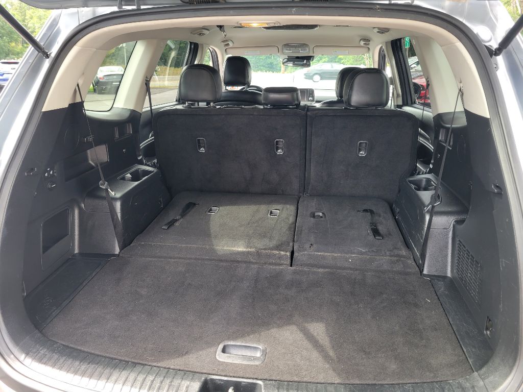 Photo 39 of this KIA TELLURIDE