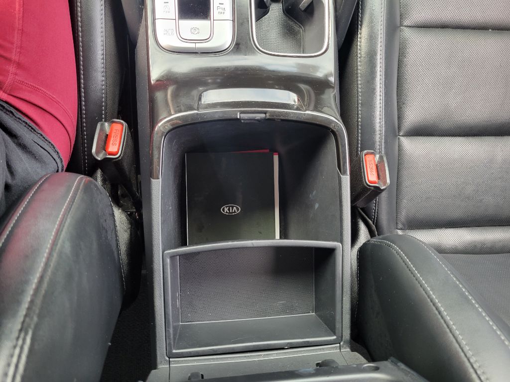 Photo 28 of this KIA TELLURIDE