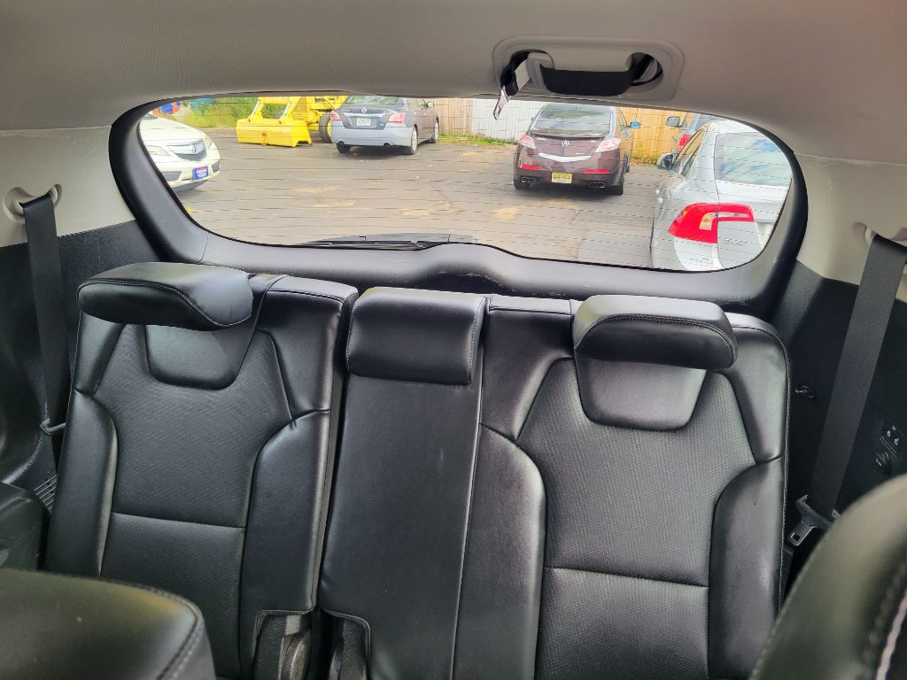 Photo 36 of this KIA TELLURIDE