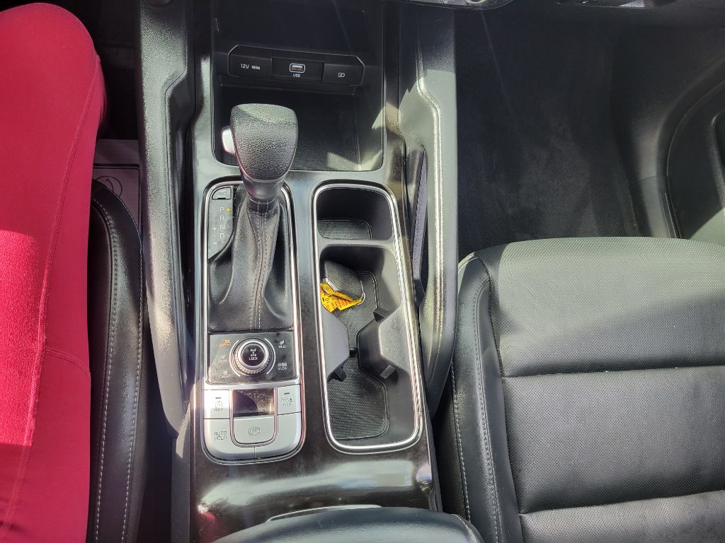 Photo 22 of this KIA TELLURIDE