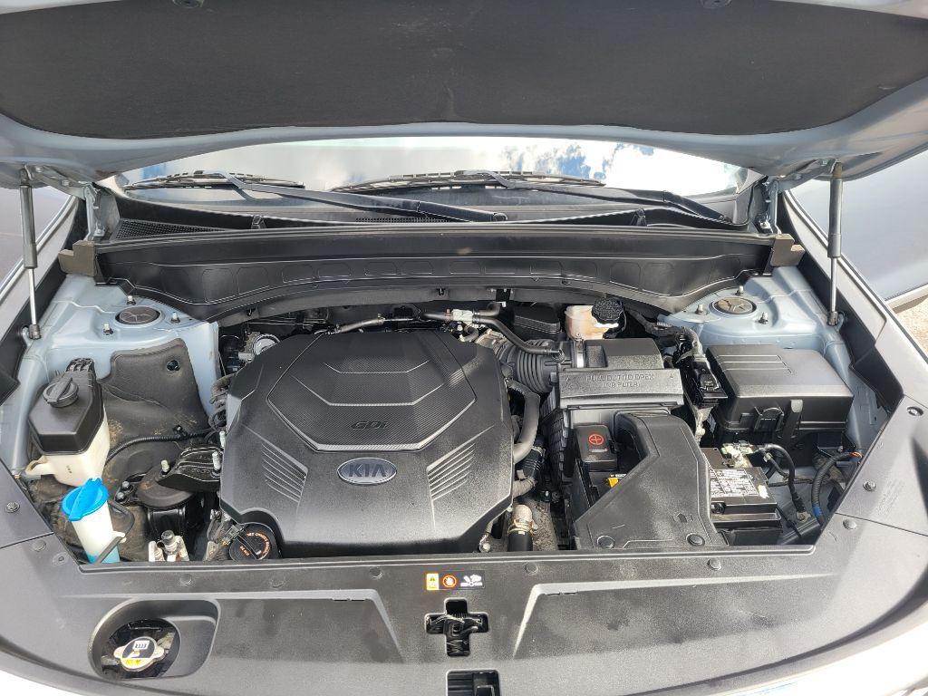 Photo 40 of this KIA TELLURIDE