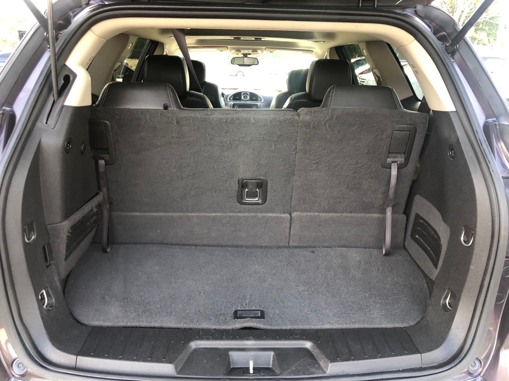 Photo 30 of this BUICK ENCLAVE