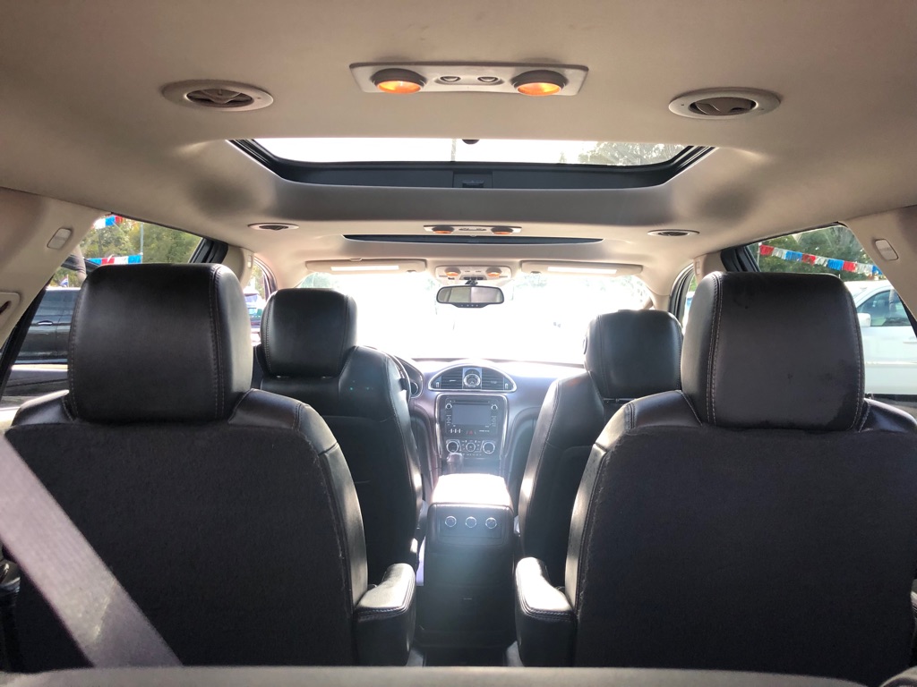 Photo 31 of this BUICK ENCLAVE