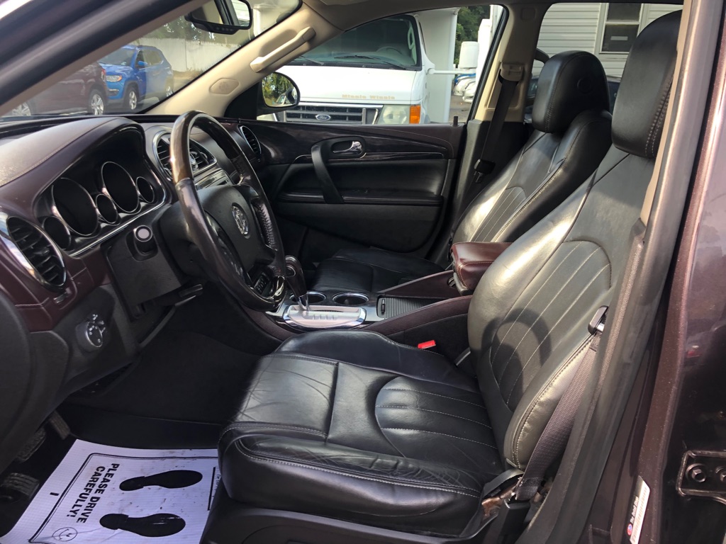 Photo 14 of this BUICK ENCLAVE