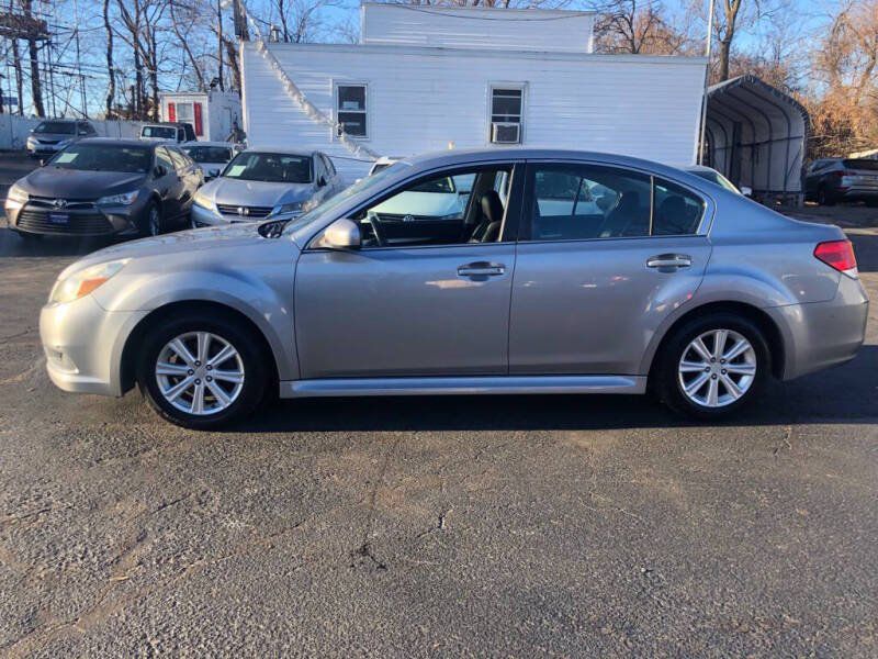 Photo 2 of this SUBARU LEGACY