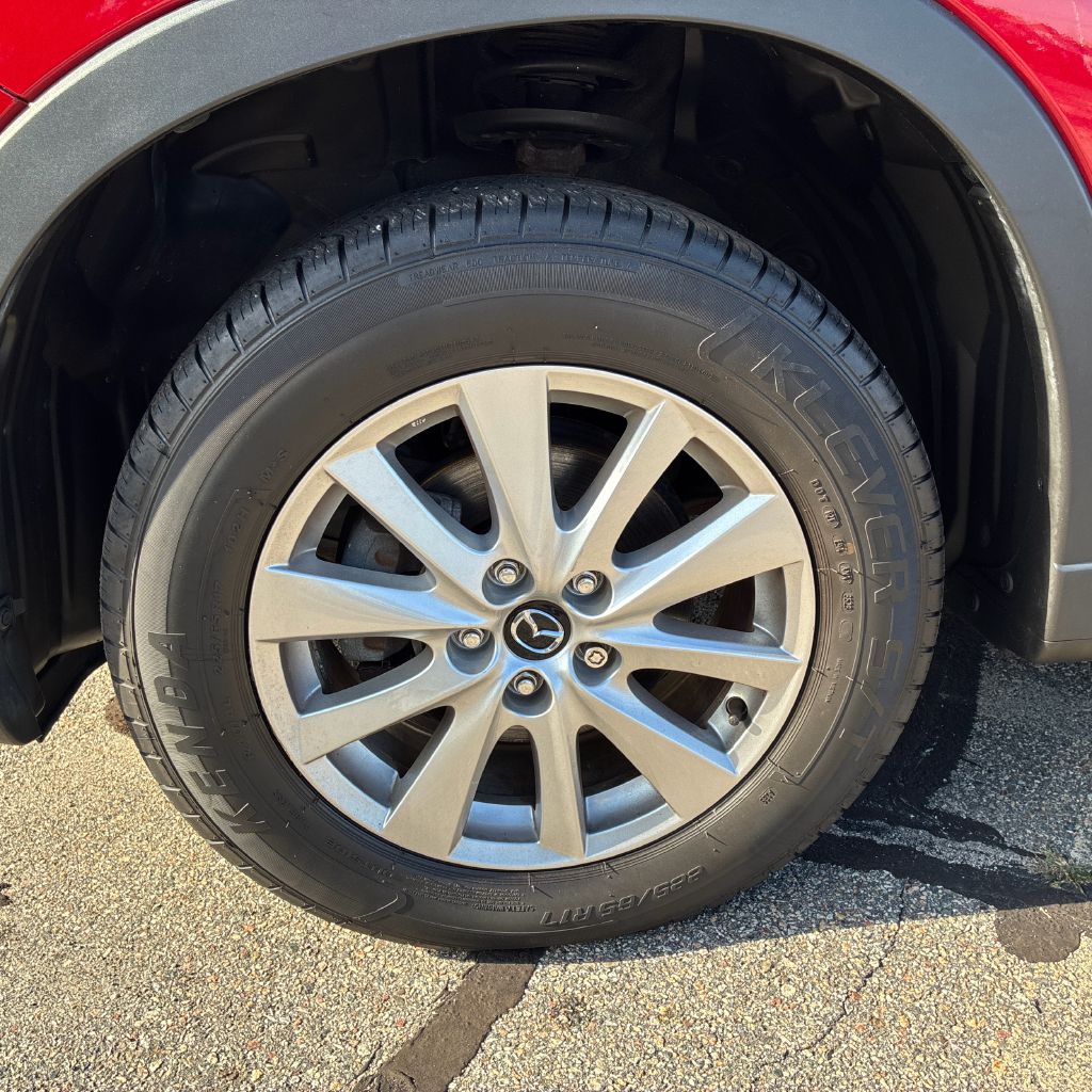 Photo 16 of this MAZDA CX-5
