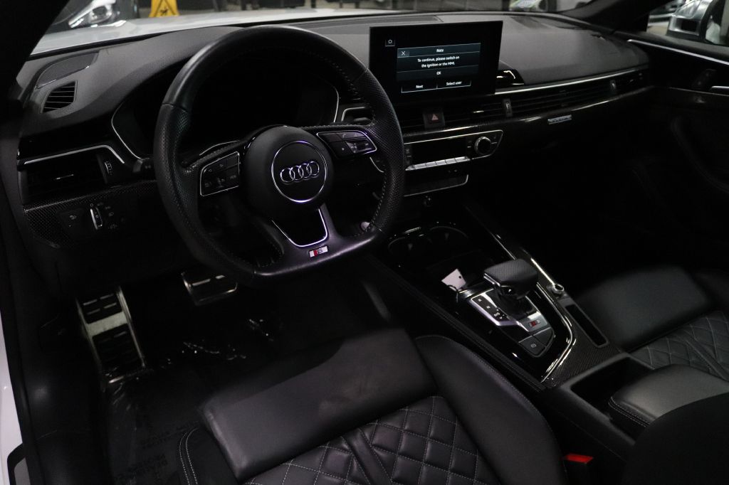 2021-Audi-S5-Discovery-Auto-Center-12