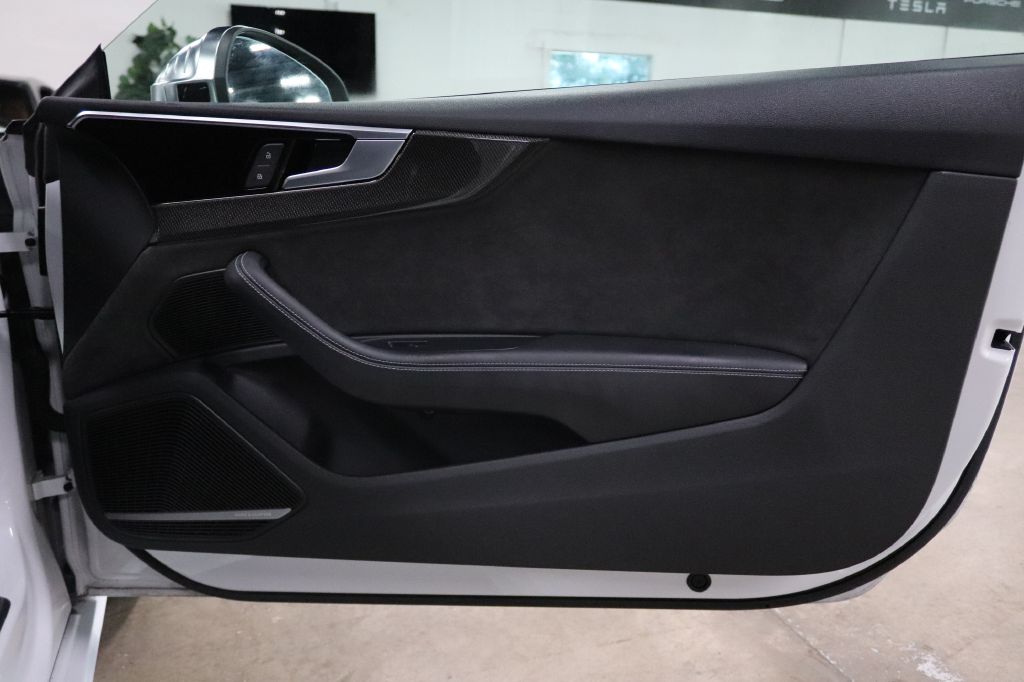 2021-Audi-S5-Discovery-Auto-Center-15