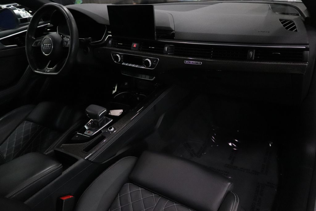 2021-Audi-S5-Discovery-Auto-Center-18