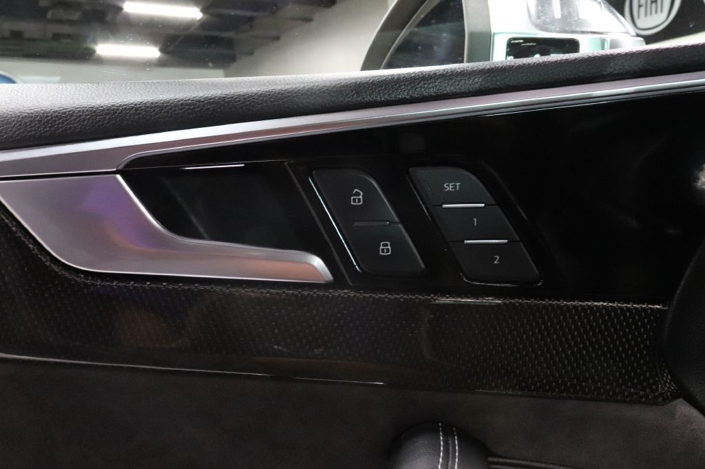 2021-Audi-S5-Discovery-Auto-Center-28