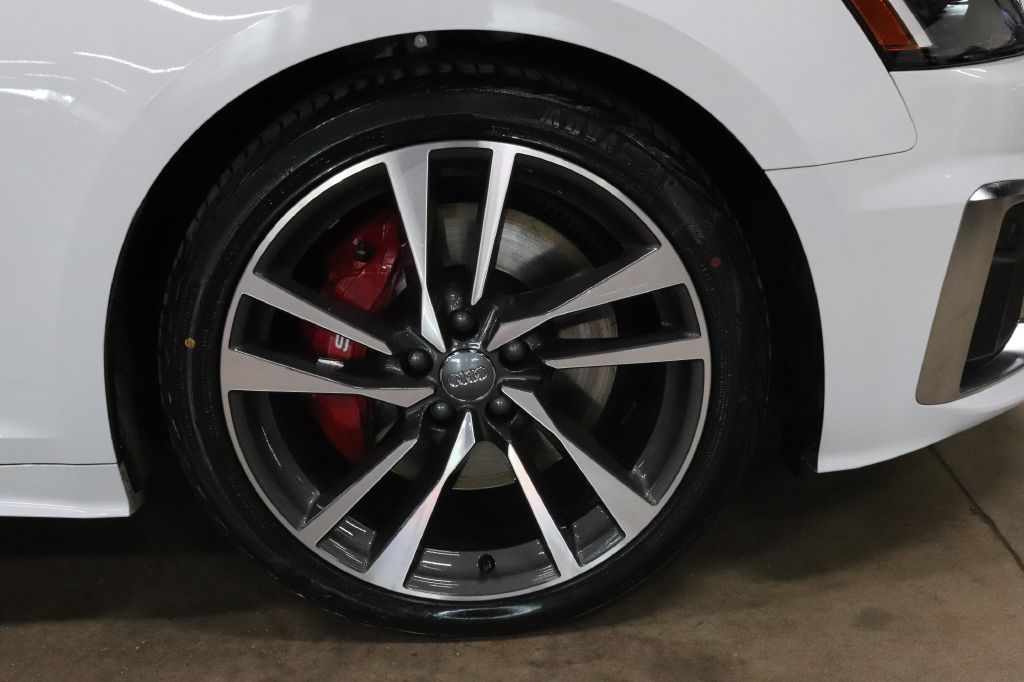 2021-Audi-S5-Discovery-Auto-Center-34