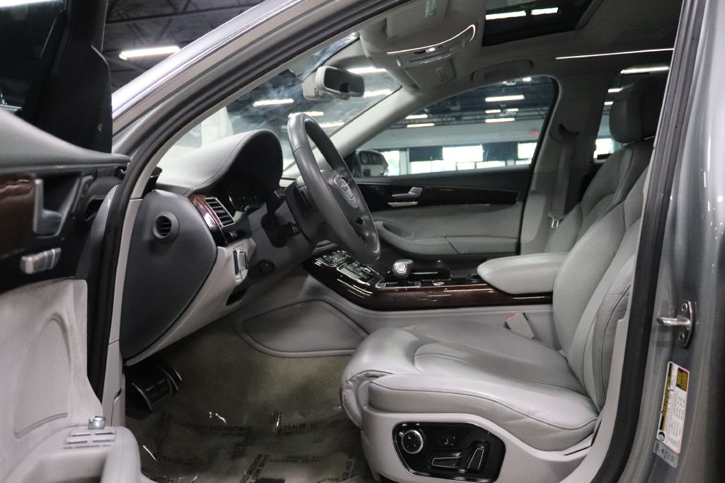 2015-Audi-A8-Discovery-Auto-Center-10