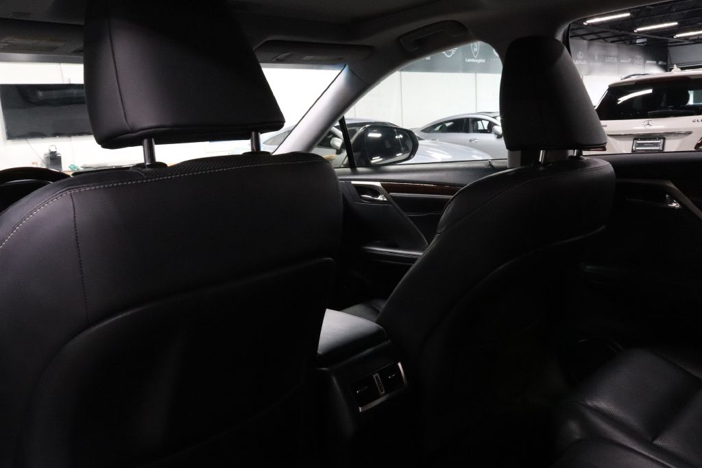 2019-Lexus-RX-Discovery-Auto-Center-15