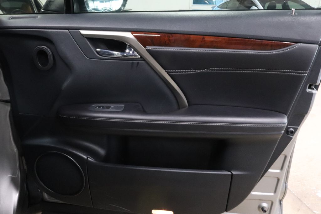 2019-Lexus-RX-Discovery-Auto-Center-18