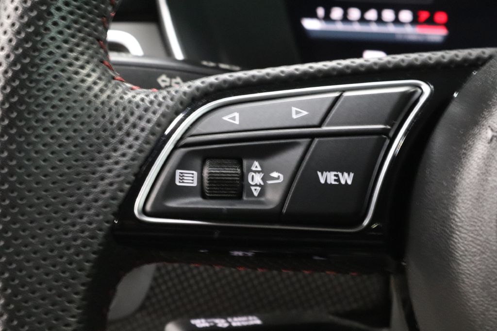 2021-Audi-S5-Discovery-Auto-Center-32