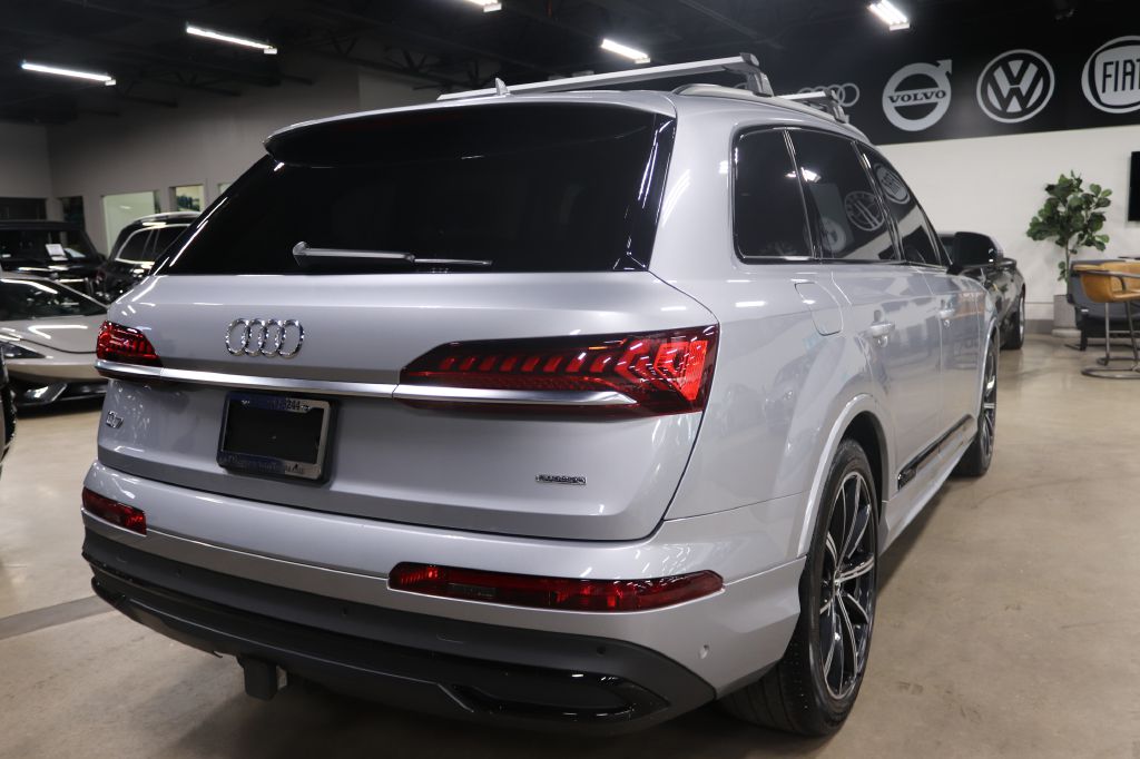 2021-Audi-Q7-Discovery-Auto-Center-5