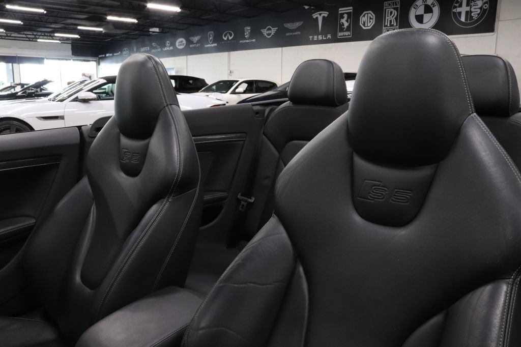 2016-Audi-S5-Discovery-Auto-Center-12
