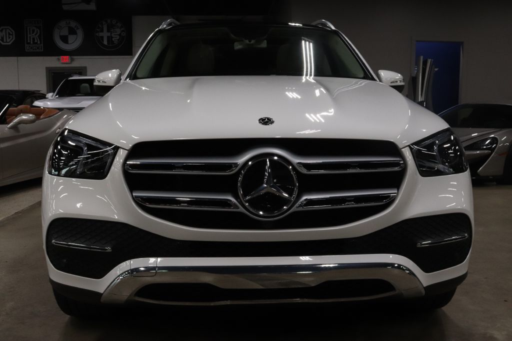 2021-Mercedes-Benz-GLE-Discovery-Auto-Center-7