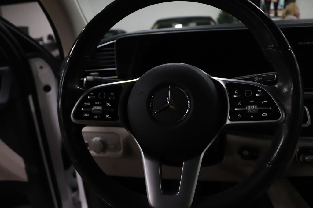 2021-Mercedes-Benz-GLE-Discovery-Auto-Center-26