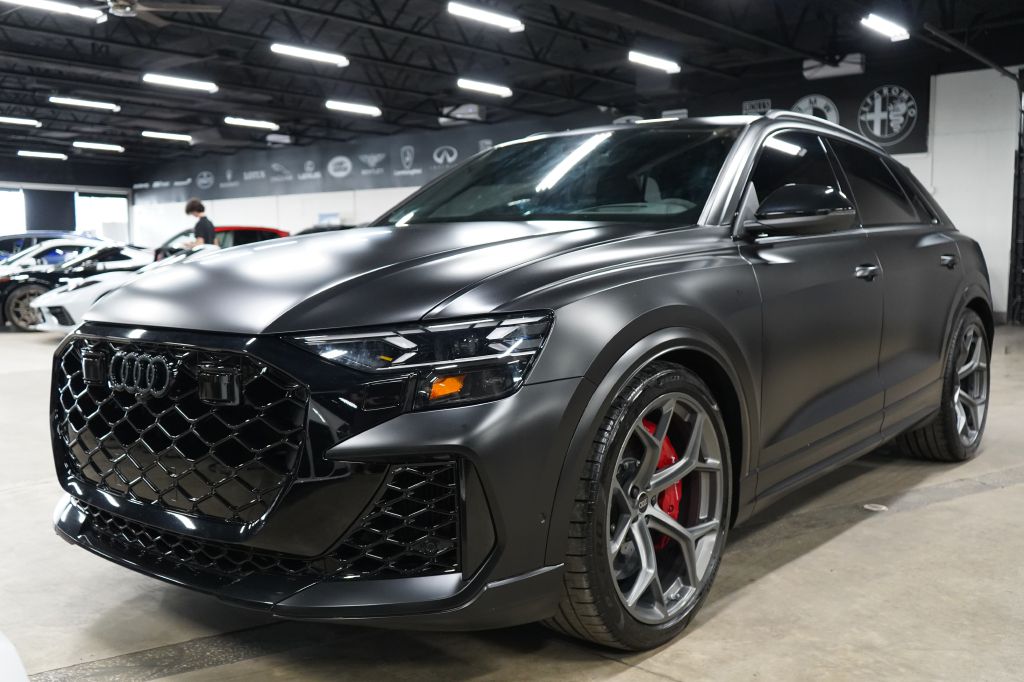 Black 2025 Audi RS Q8 4.0T quattro Performance SUV / Crossover Automatic
