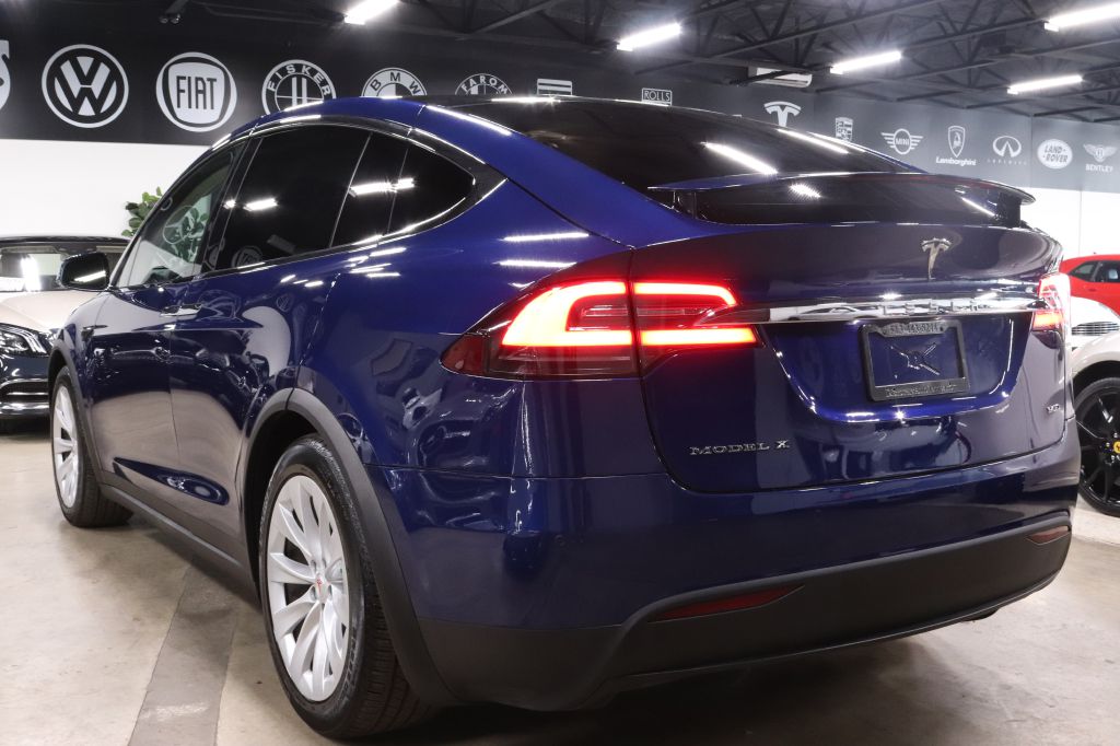2018-Tesla-MODEL X-Discovery-Auto-Center-3