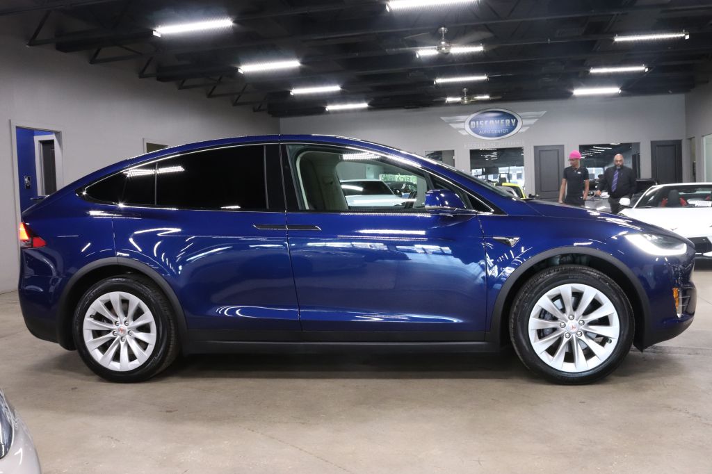 2018-Tesla-MODEL X-Discovery-Auto-Center-6