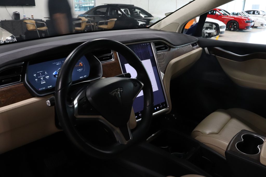 2018-Tesla-MODEL X-Discovery-Auto-Center-12