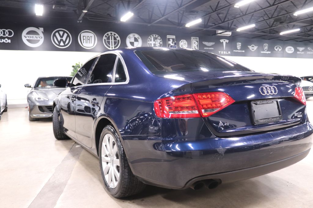 2011-Audi-A4-Discovery-Auto-Center-3