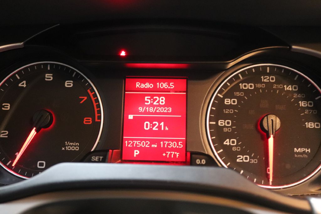 2011-Audi-A4-Discovery-Auto-Center-22