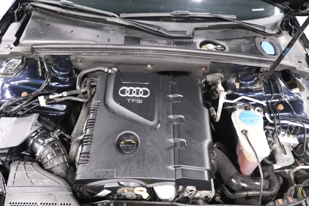 2011-Audi-A4-Discovery-Auto-Center-28
