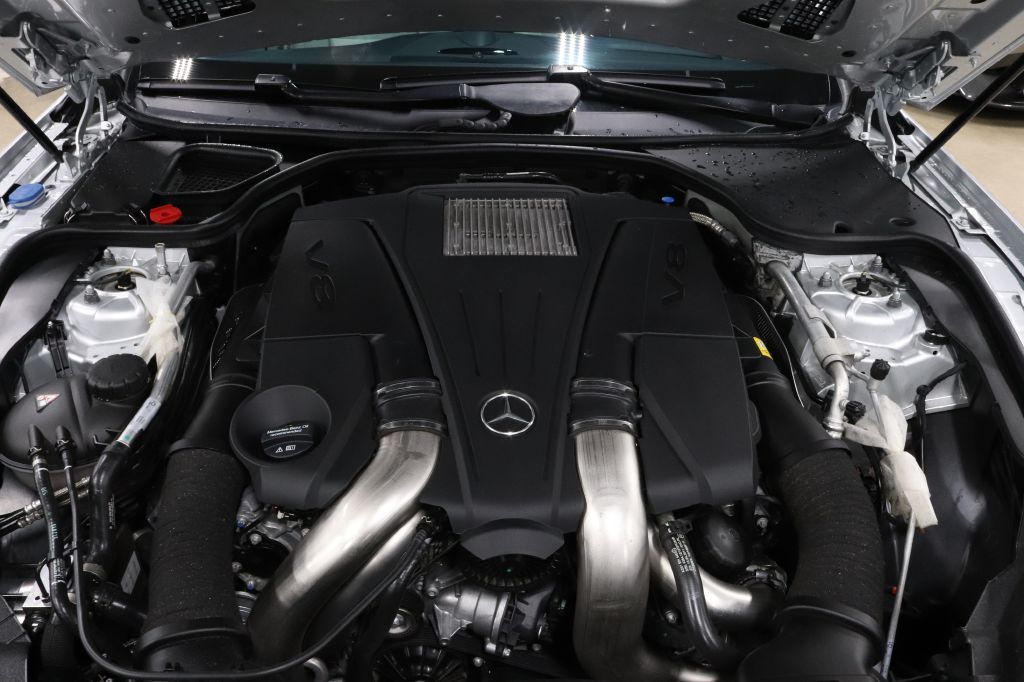 2018-Mercedes-Benz-SL-Class-Discovery-Auto-Center-13