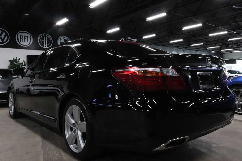 2013-Lexus-LS-Discovery-Auto-Center-3