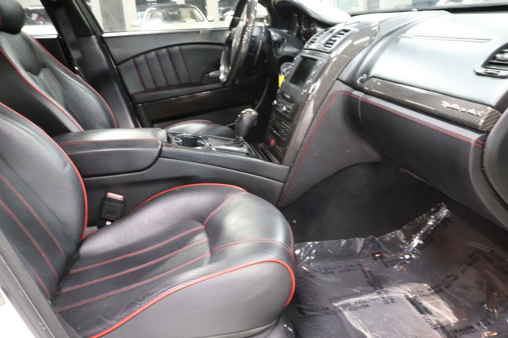 2012-Maserati-QUATTROPORTE-Discovery-Auto-Center-23